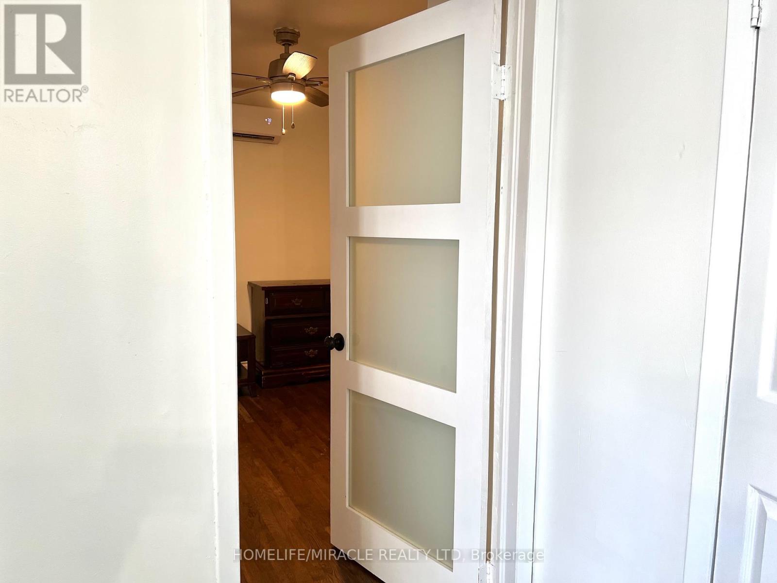 2 - 1 Givins Street, Toronto, Ontario  M6J 2X5 - Photo 9 - C12460896