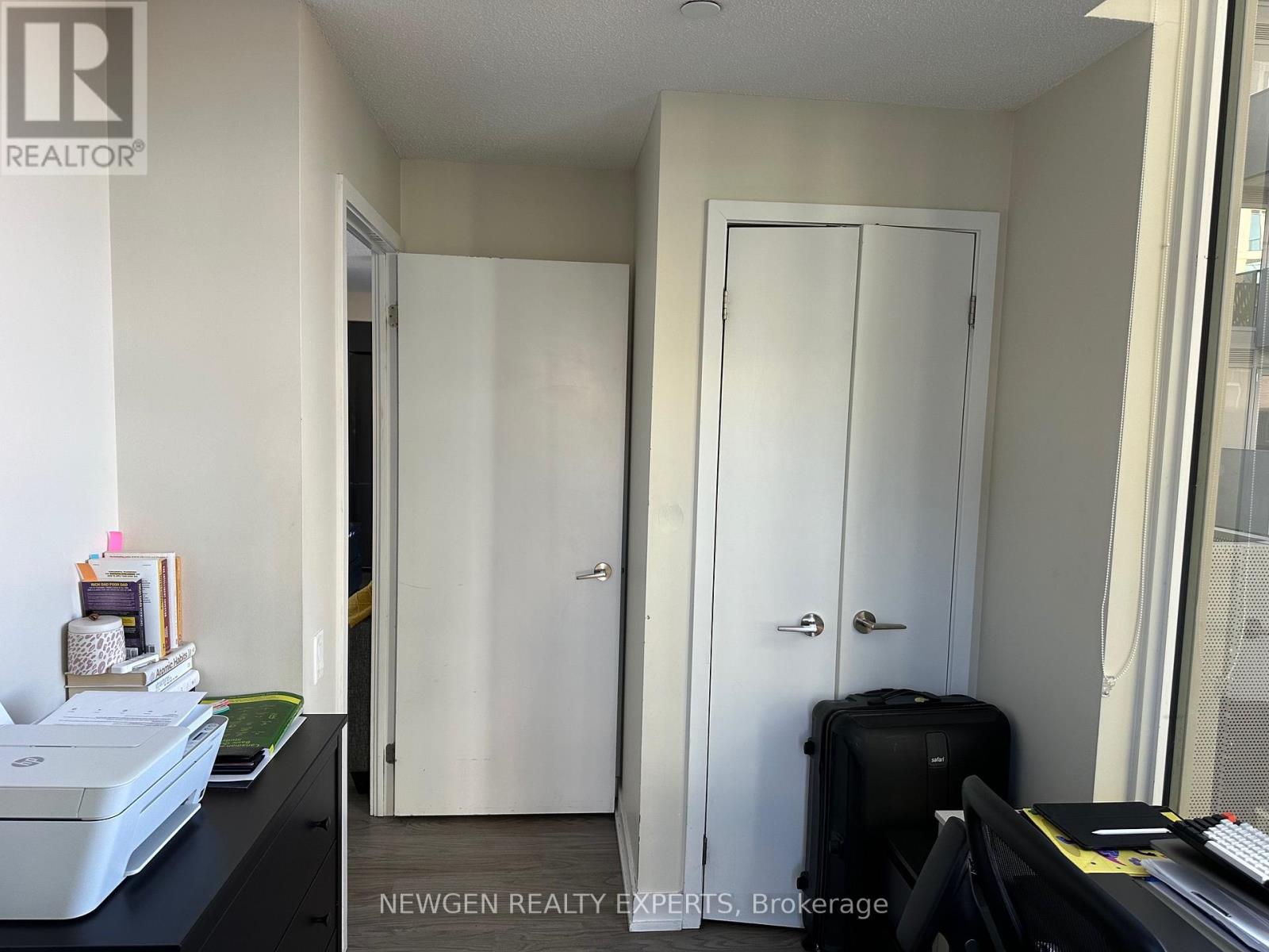 702 - 38 Monte Kwinter Court, Toronto, Ontario  M3H 0E2 - Photo 7 - C12460898