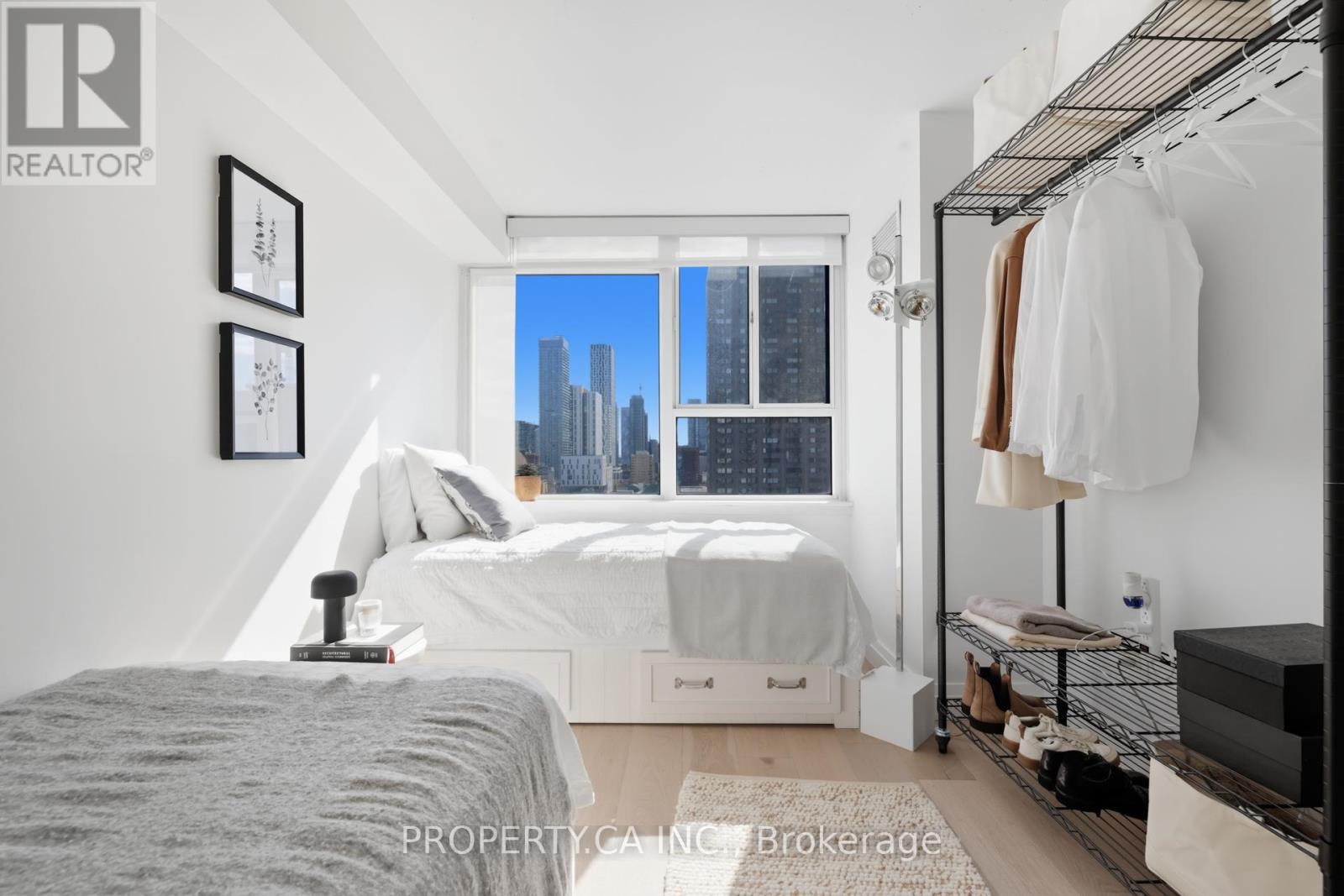 1501 - 45 Carlton Street, Toronto, Ontario  M5B 2H9 - Photo 16 - C12460934