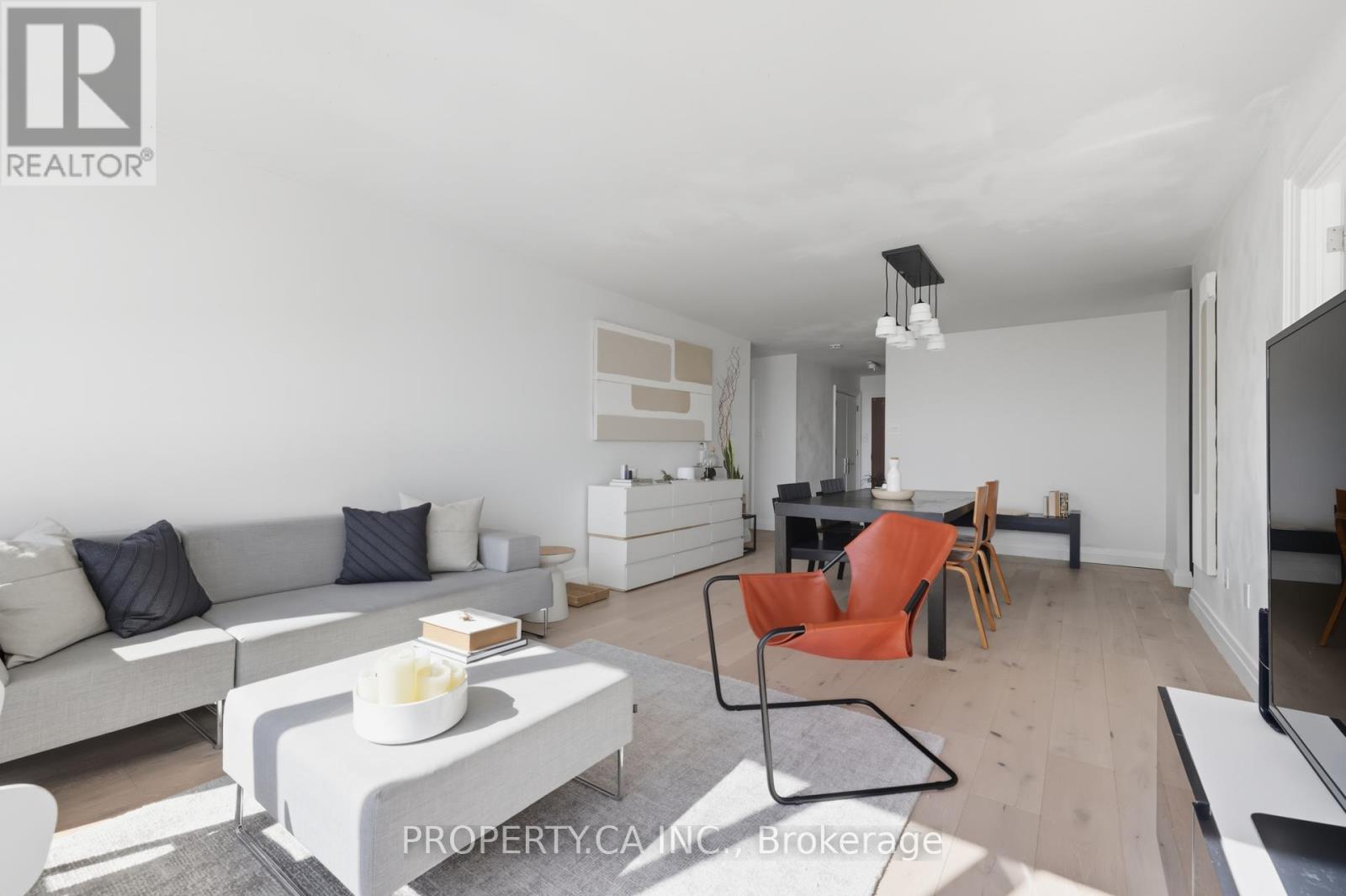 1501 - 45 Carlton Street, Toronto, Ontario  M5B 2H9 - Photo 4 - C12460934