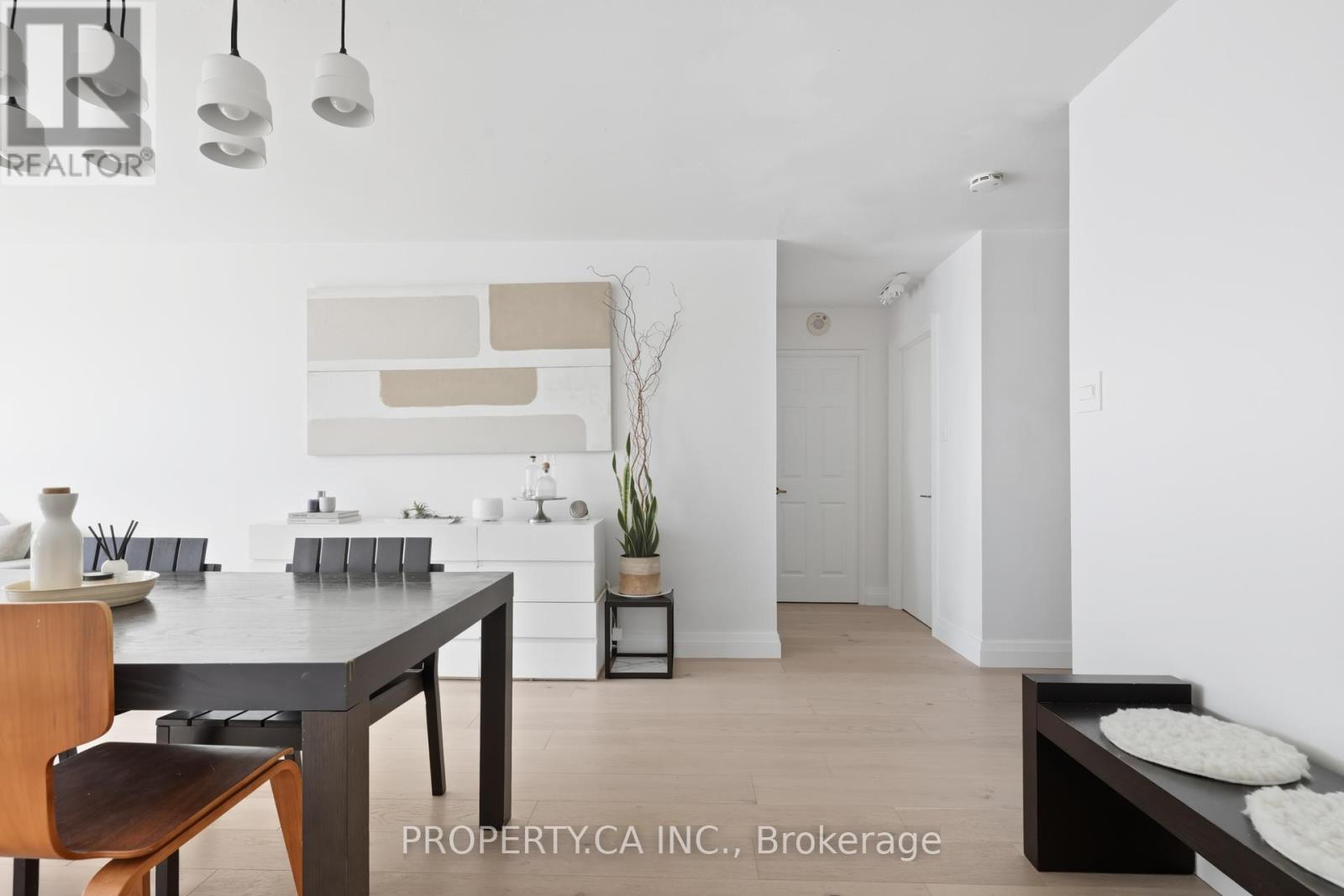 1501 - 45 Carlton Street, Toronto, Ontario  M5B 2H9 - Photo 9 - C12460934