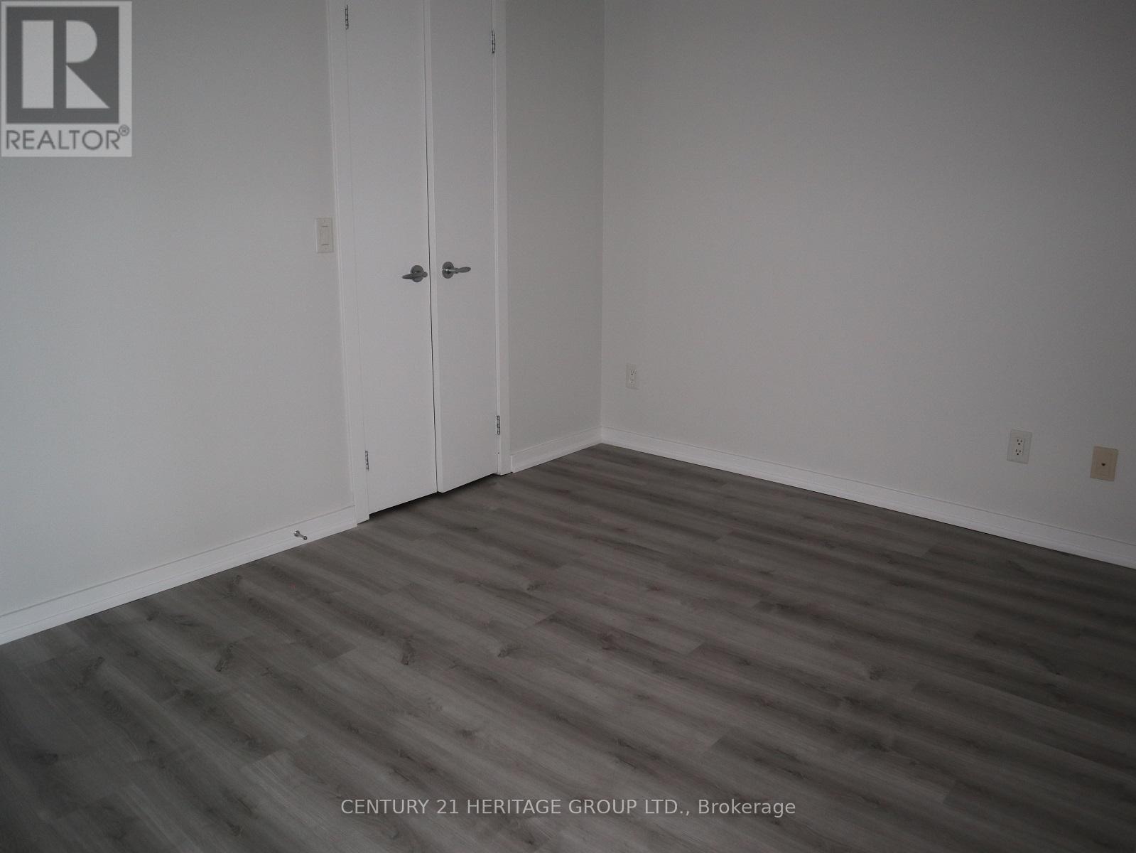 604 - 8 York Street, Toronto, Ontario  M5J 2Y2 - Photo 14 - C12460940