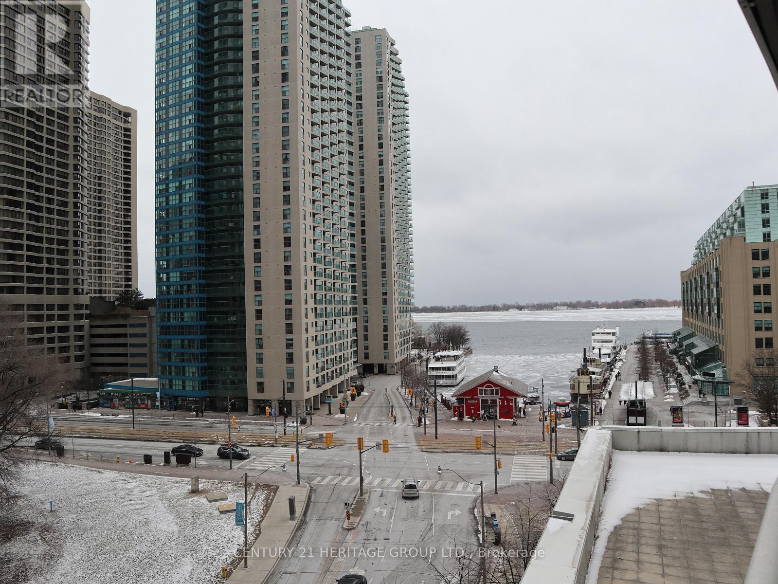 604 - 8 York Street, Toronto, Ontario  M5J 2Y2 - Photo 18 - C12460940
