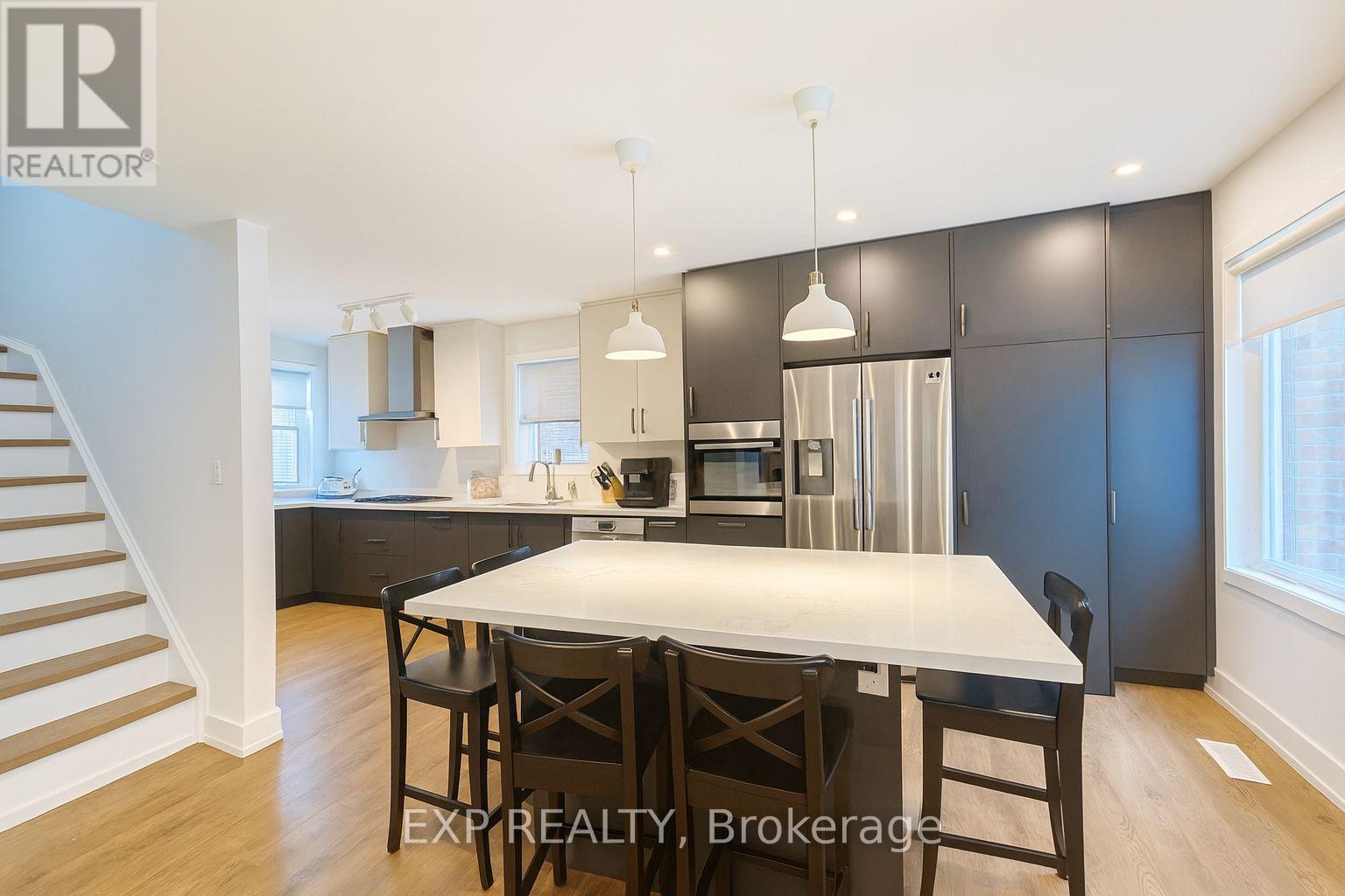 65 Anndale Drive, Toronto, Ontario  M2N 2X2 - Photo 2 - C12460954