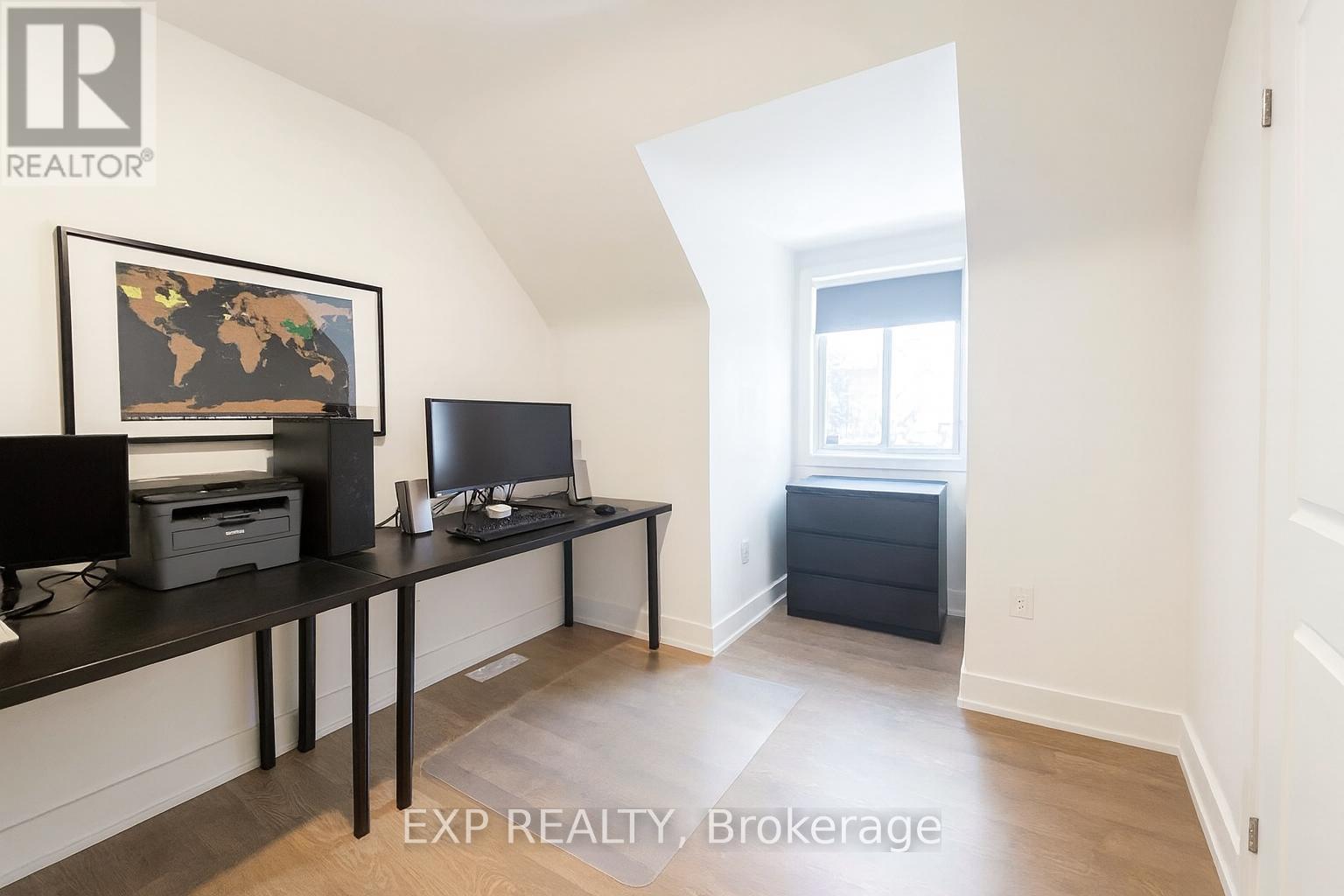 65 Anndale Drive, Toronto, Ontario  M2N 2X2 - Photo 4 - C12460954