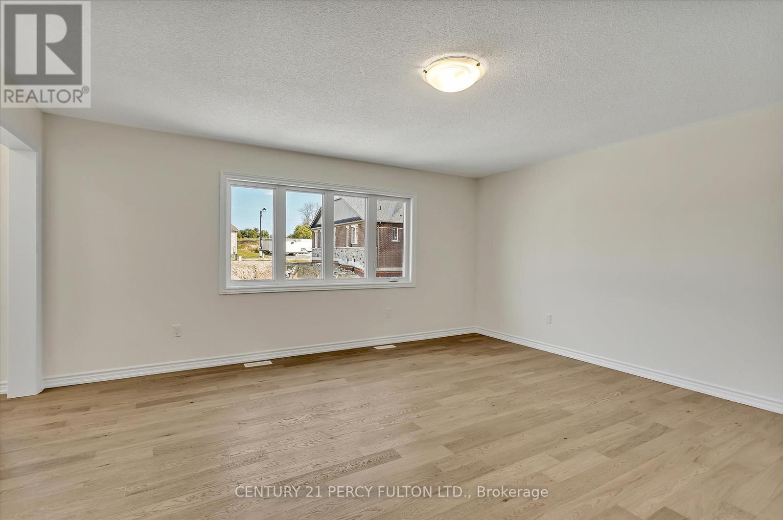 28 Autumn Frost Road, Otonabee-South Monaghan, Ontario  K9J 0K7 - Photo 21 - X12460765
