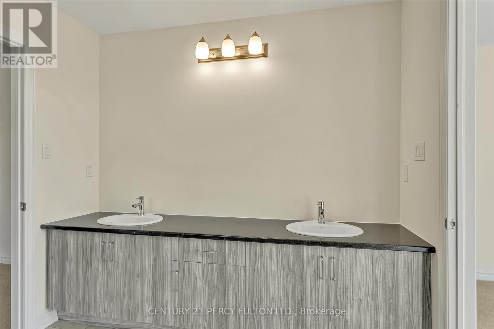 28 Autumn Frost Road, Otonabee-South Monaghan, Ontario  K9J 0K7 - Photo 33 - X12460765