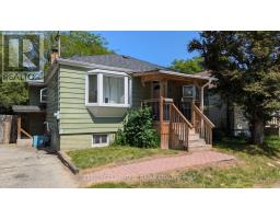 25 BUSH DRIVE, Toronto, Ontario