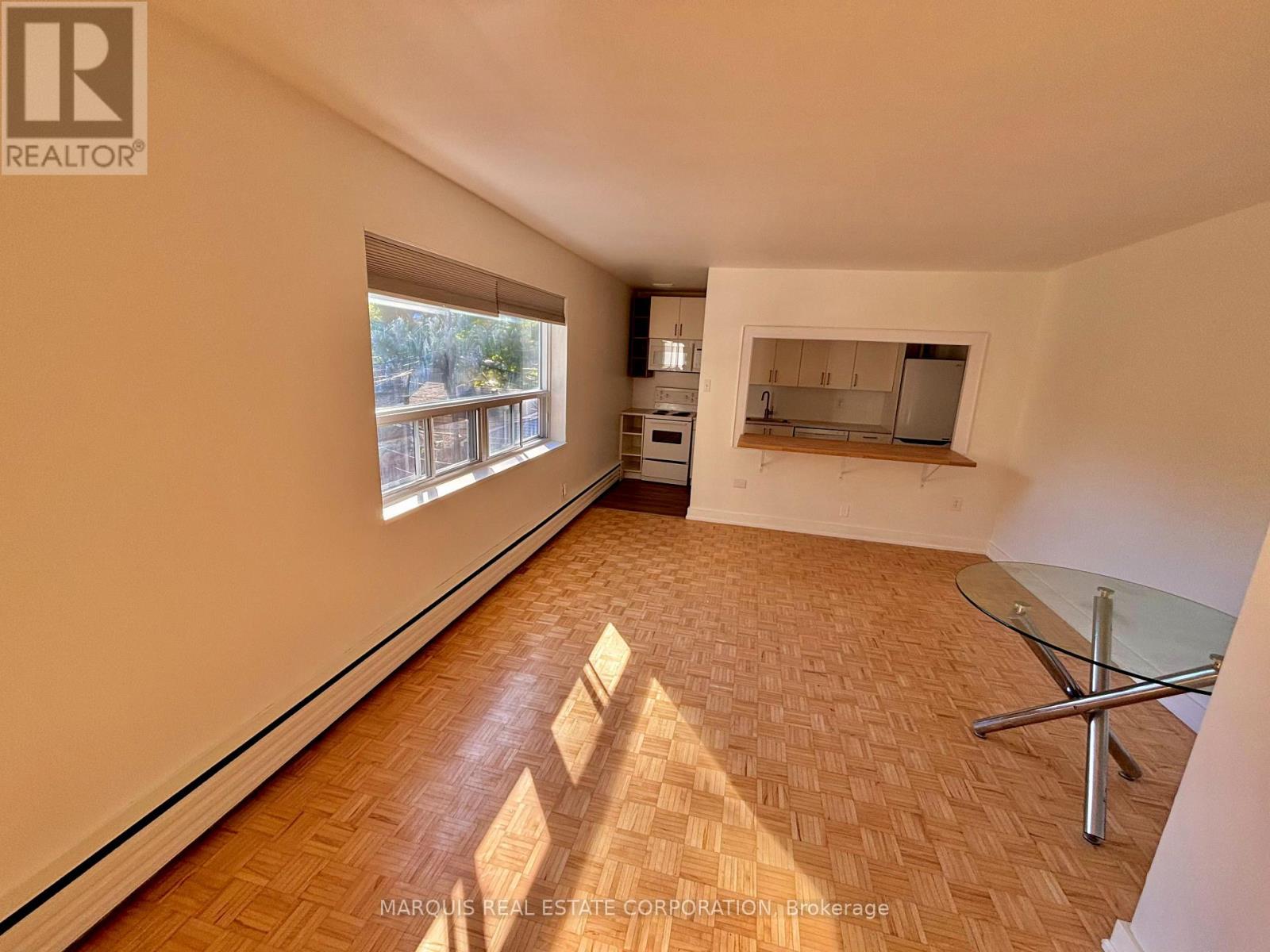 204 - 109 Beech Avenue, Toronto, Ontario  M4E 3E5 - Photo 2 - E12460808