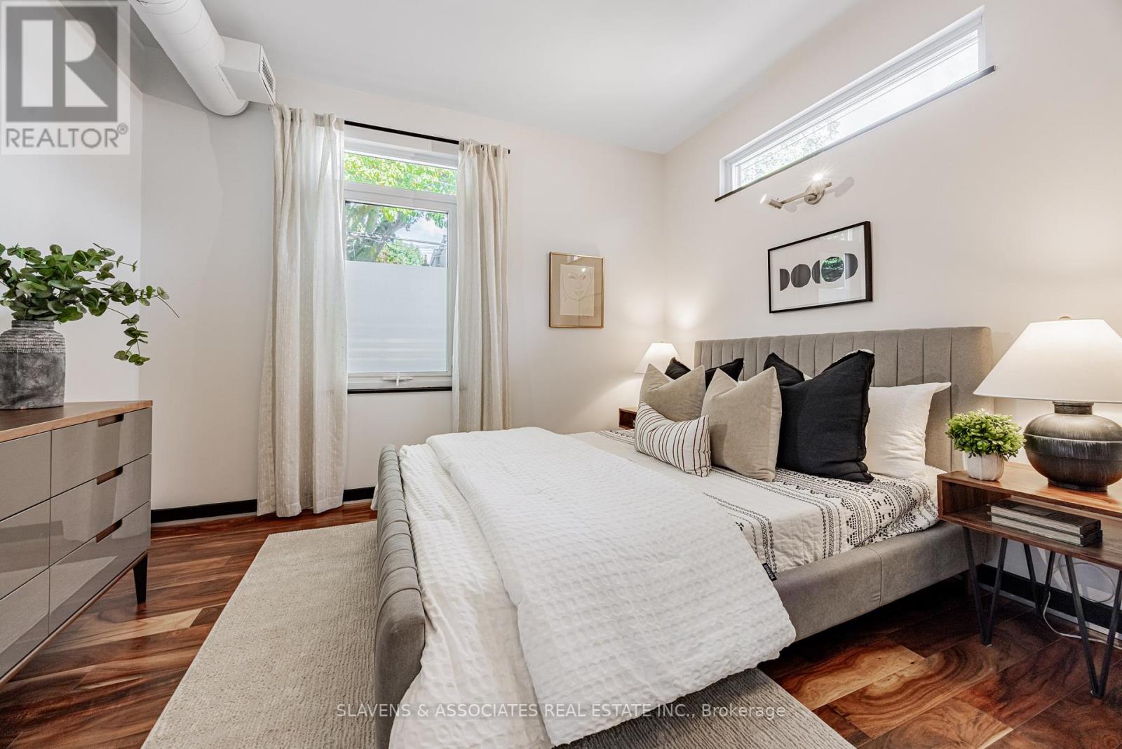 38 Wroxeter Avenue, Toronto, Ontario  M4K 1J6 - Photo 10 - E12460813