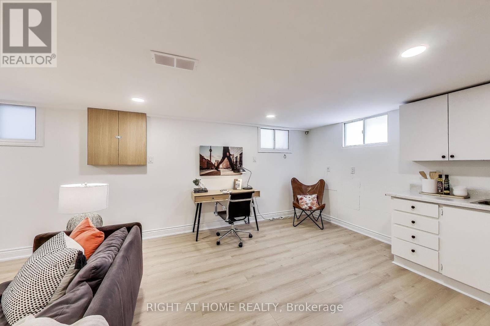 1071 Craven Road, Toronto, Ontario  M4J 4V7 - Photo 18 - E12460835