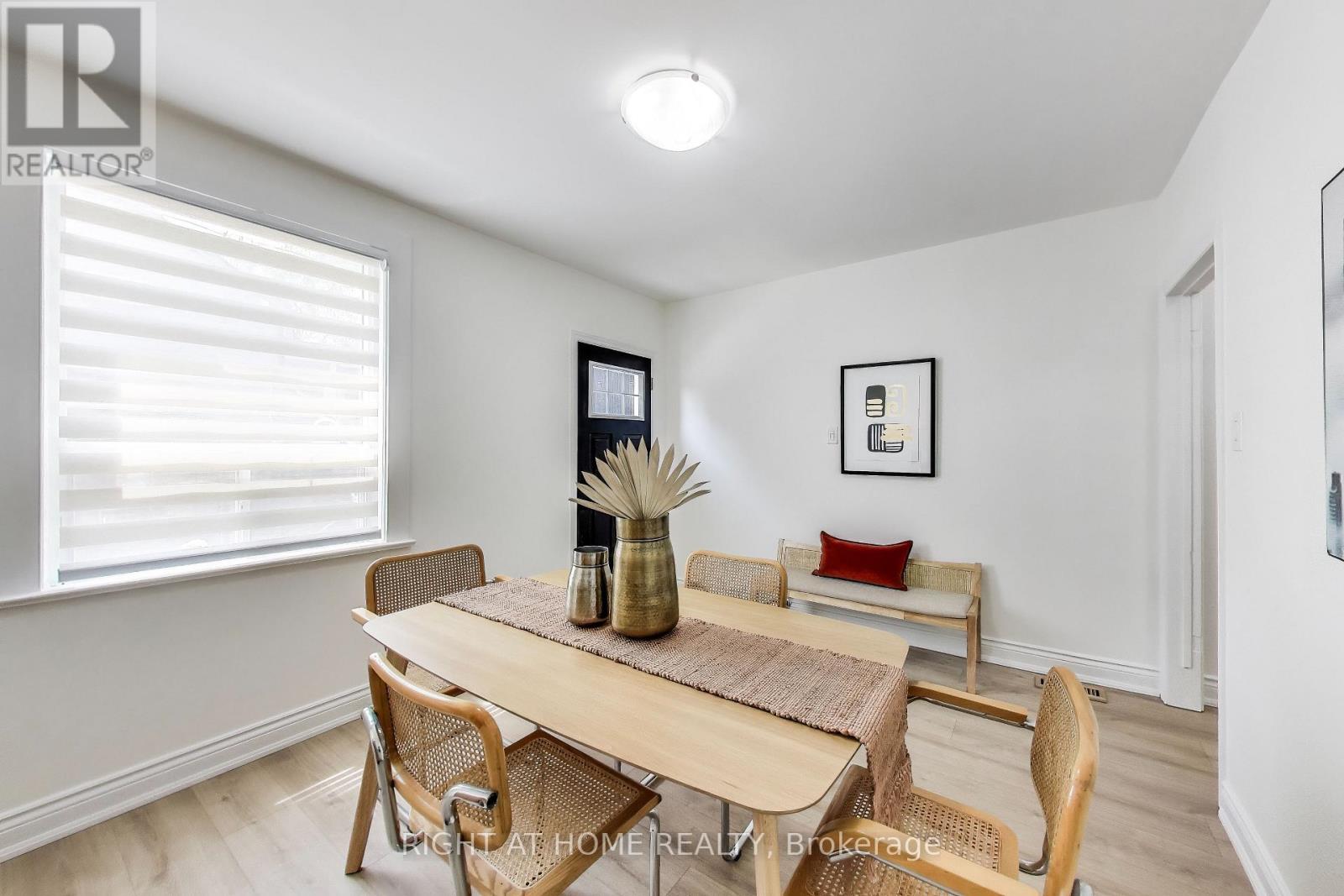 1071 Craven Road, Toronto, Ontario  M4J 4V7 - Photo 4 - E12460835