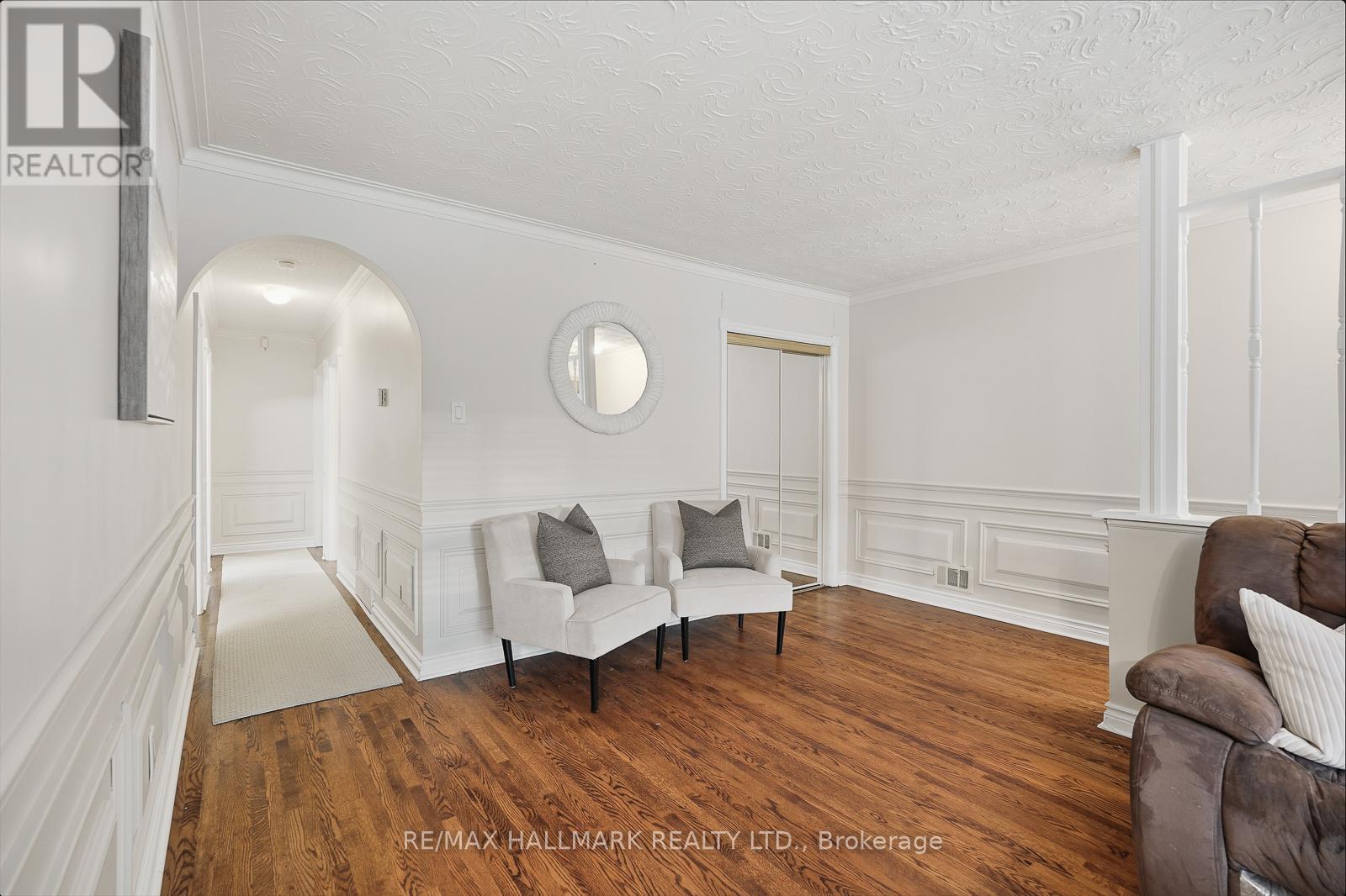 257 Chine Drive, Toronto, Ontario  M1M 2L4 - Photo 10 - E12460856