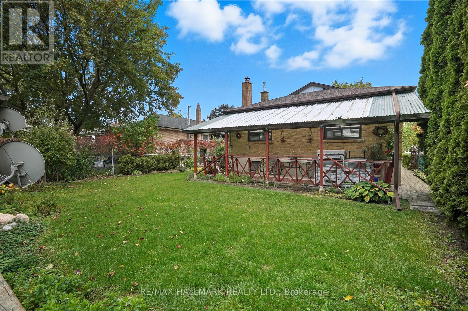 257 Chine Drive, Toronto, Ontario  M1M 2L4 - Photo 39 - E12460856