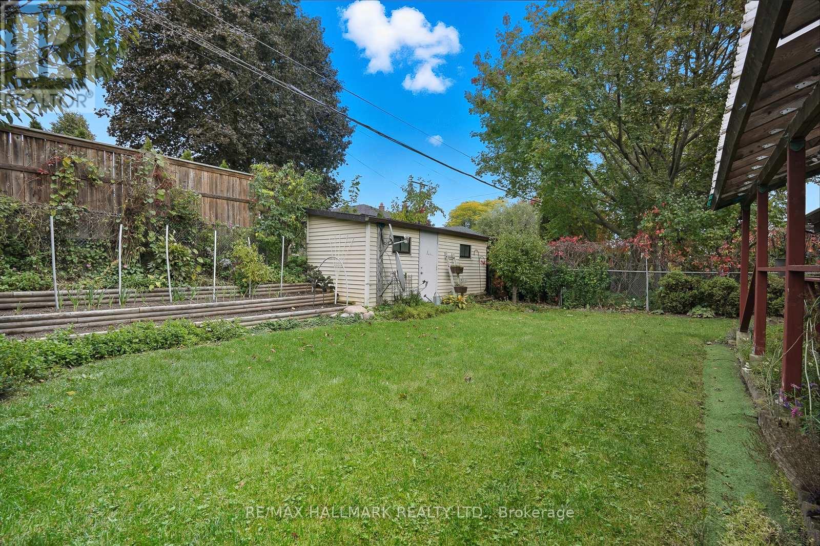 257 Chine Drive, Toronto, Ontario  M1M 2L4 - Photo 40 - E12460856