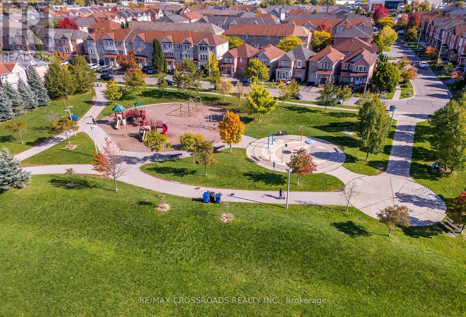 38 Lily Cup Avenue, Toronto, Ontario  M1L 0H4 - Photo 3 - E12460865