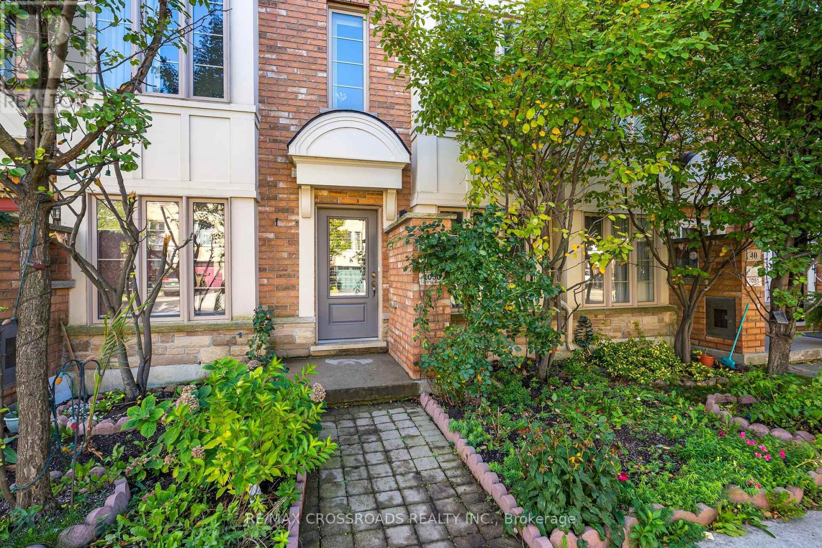 38 Lily Cup Avenue, Toronto, Ontario  M1L 0H4 - Photo 4 - E12460865