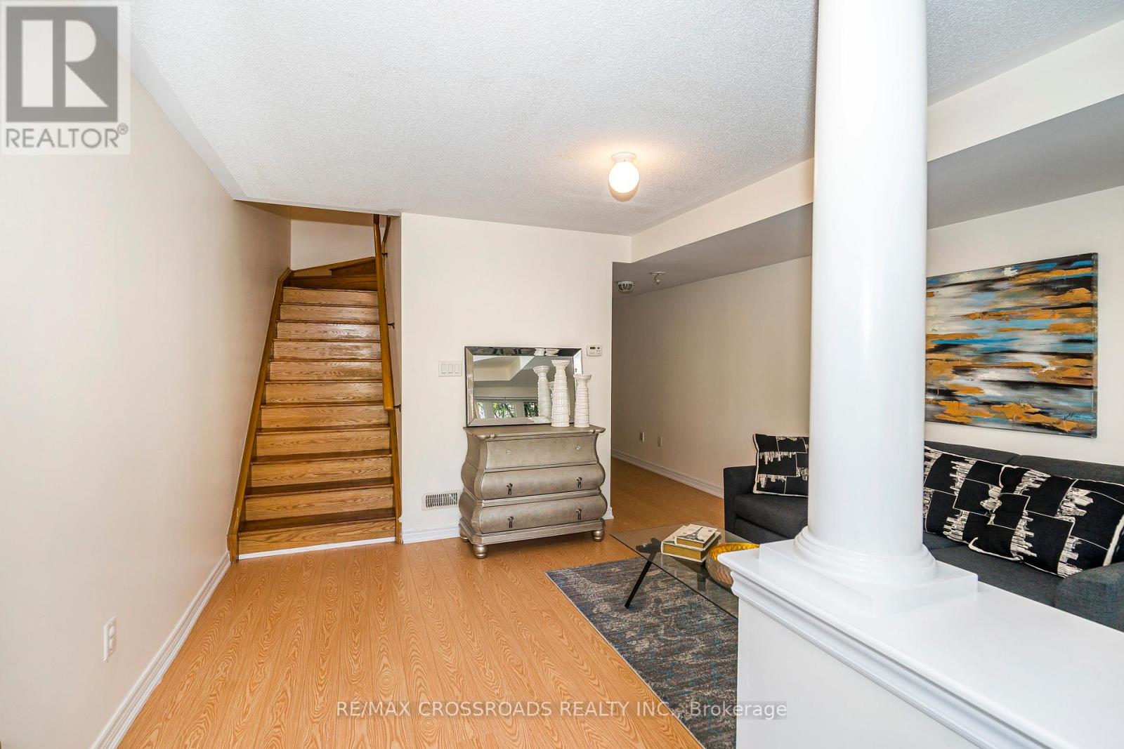 38 Lily Cup Avenue, Toronto, Ontario  M1L 0H4 - Photo 5 - E12460865