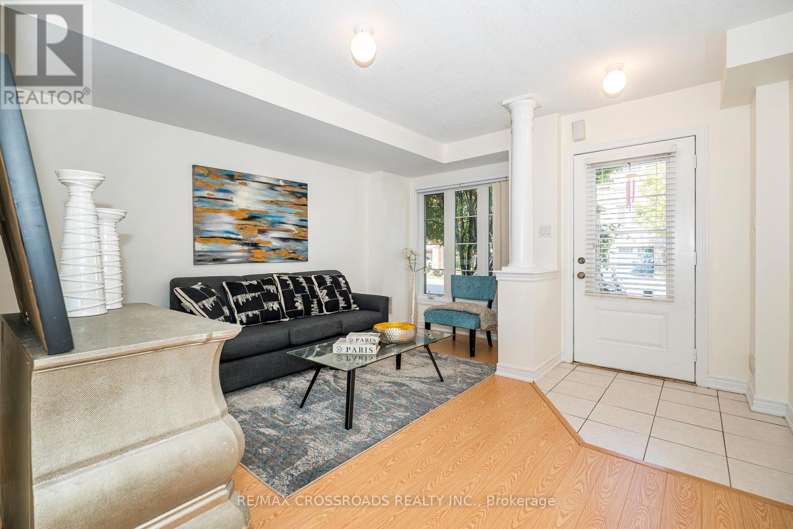 38 Lily Cup Avenue, Toronto, Ontario  M1L 0H4 - Photo 6 - E12460865