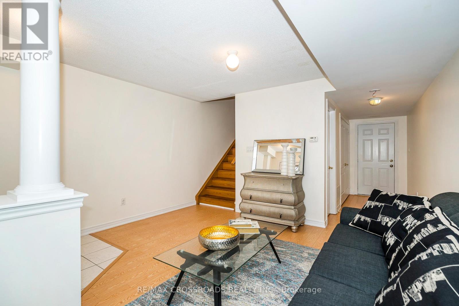 38 Lily Cup Avenue, Toronto, Ontario  M1L 0H4 - Photo 9 - E12460865