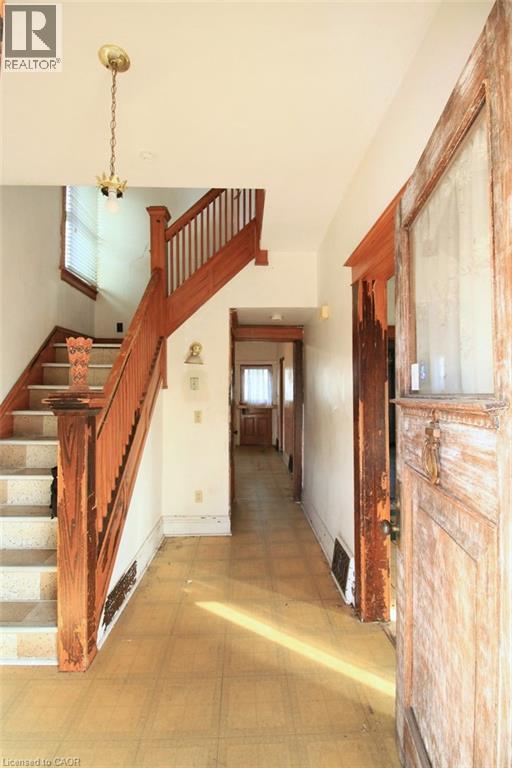 112 Kensington Avenue N, Hamilton, Ontario  L8L 7N2 - Photo 9 - 40778716