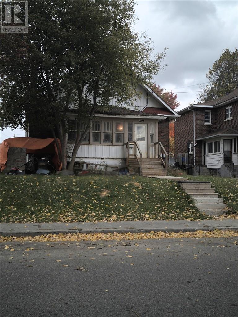 Opportunity Awaits in Sudbury's Flour Mill! This Duplex; with in-law suite, offers a rare chance to invest in one of Sudbury’s character-filled neighbourhoods. The property features 2 separate units, an in-law suite, and is ideal for investors or renovators looking to unlock its potential. While the building does require significant updates, it presents a solid opportunity to revitalize and generate long-term income. Close to transit, amenities, and downtown. With the right vision, this property could become a rewarding addition to any portfolio. (id:48254)