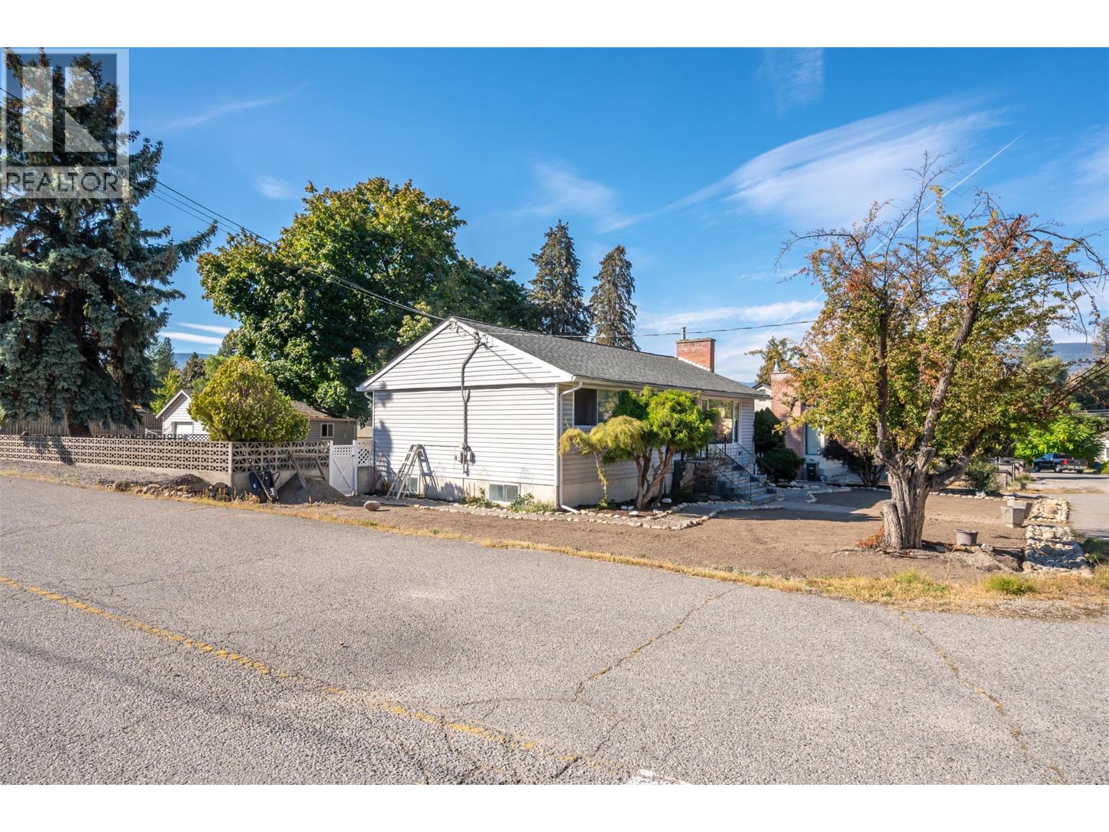 1138 Forestbrook Drive, Penticton, British Columbia  V2A 2G5 - Photo 62 - 10365757