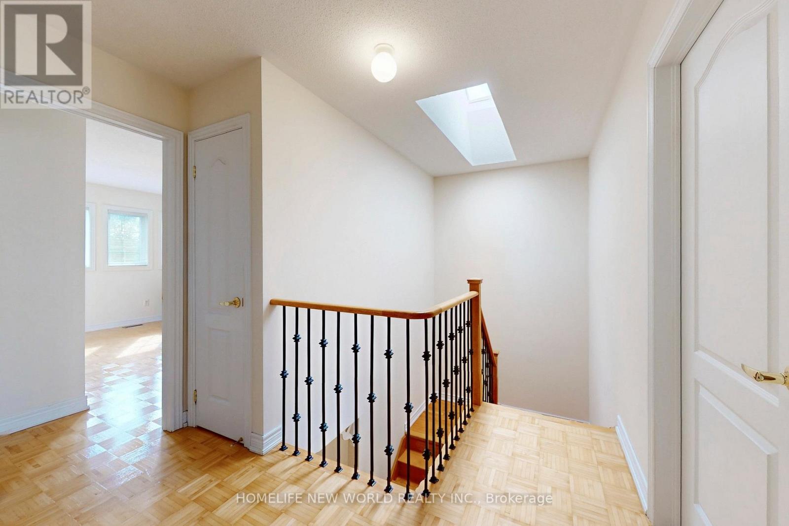 74 Saint James Avenue, Vaughan, Ontario  L4H 3E4 - Photo 14 - N12460824