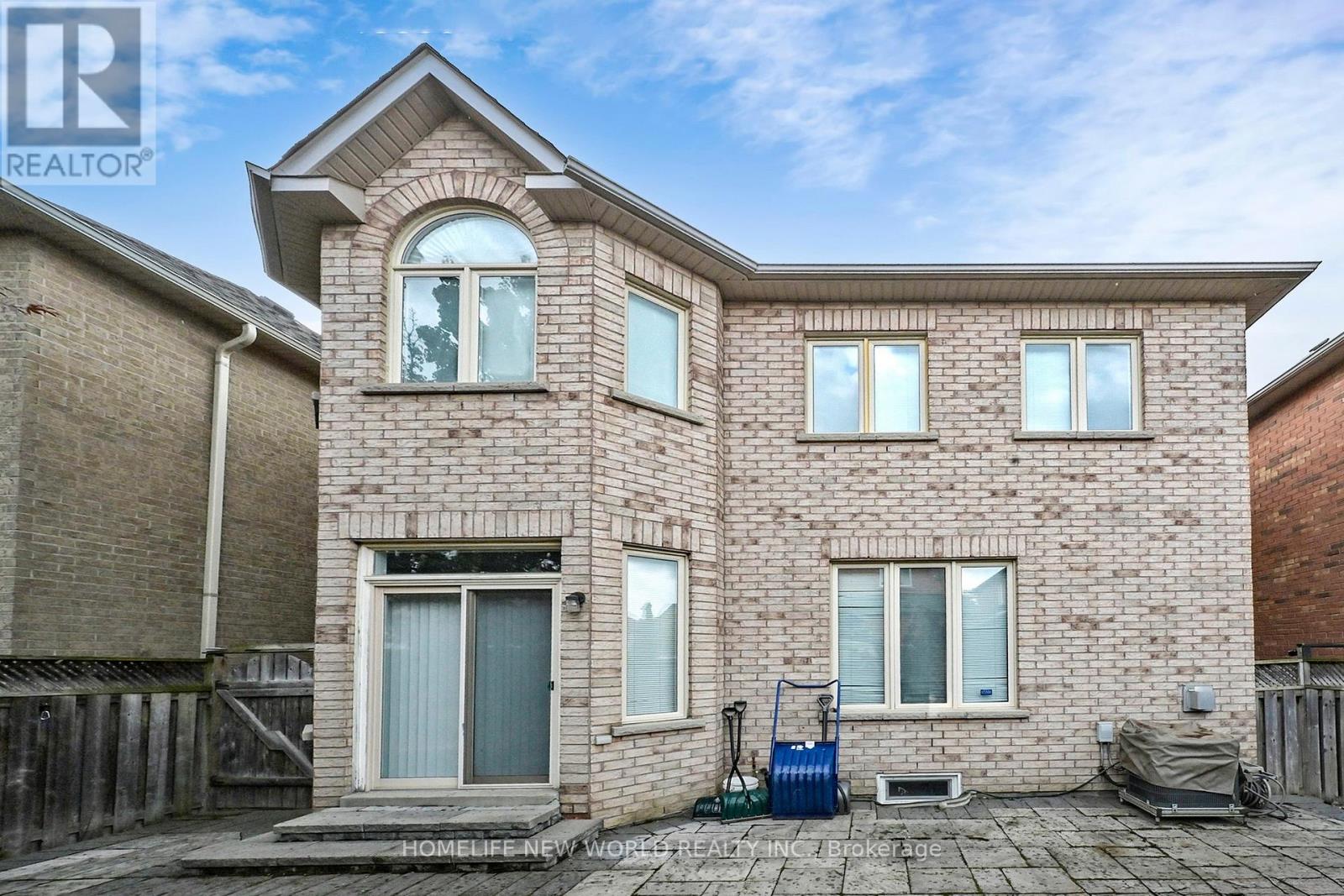 74 Saint James Avenue, Vaughan, Ontario  L4H 3E4 - Photo 33 - N12460824