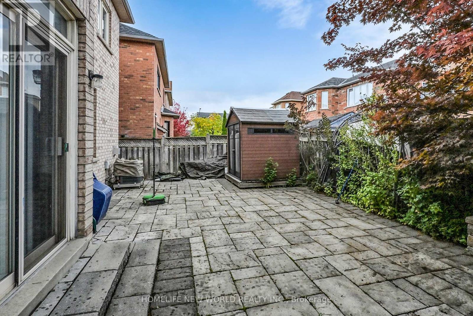 74 Saint James Avenue, Vaughan, Ontario  L4H 3E4 - Photo 36 - N12460824