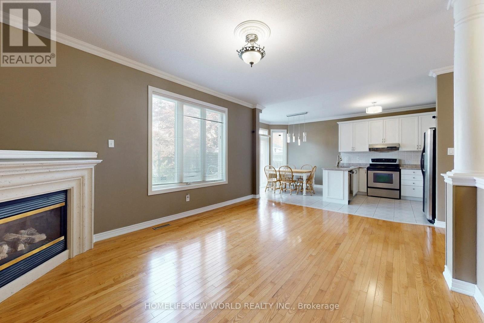 74 Saint James Avenue, Vaughan, Ontario  L4H 3E4 - Photo 7 - N12460824