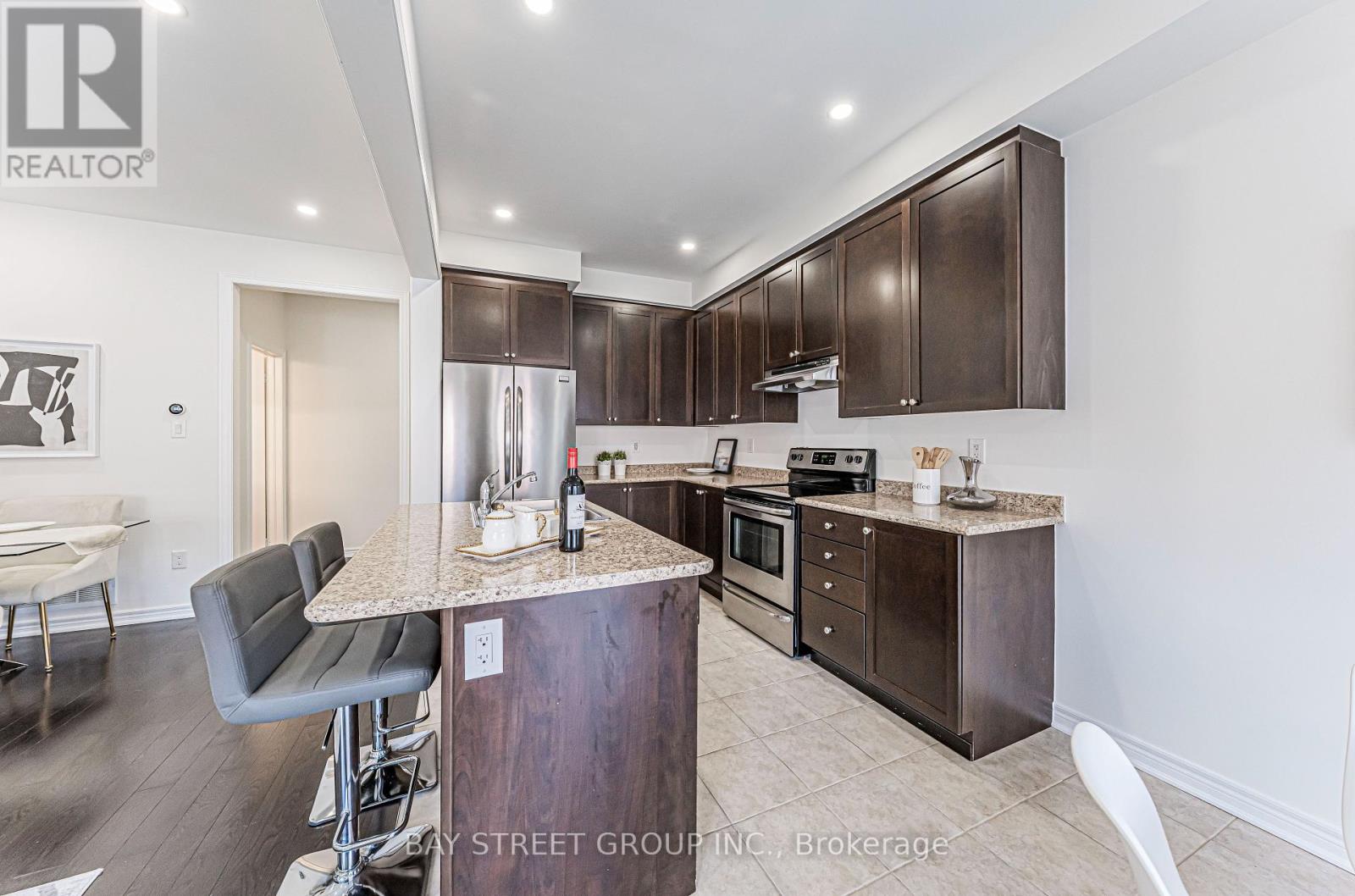 28 Rougeview Park Crescent, Markham, Ontario  L6E 0P7 - Photo 20 - N12460874