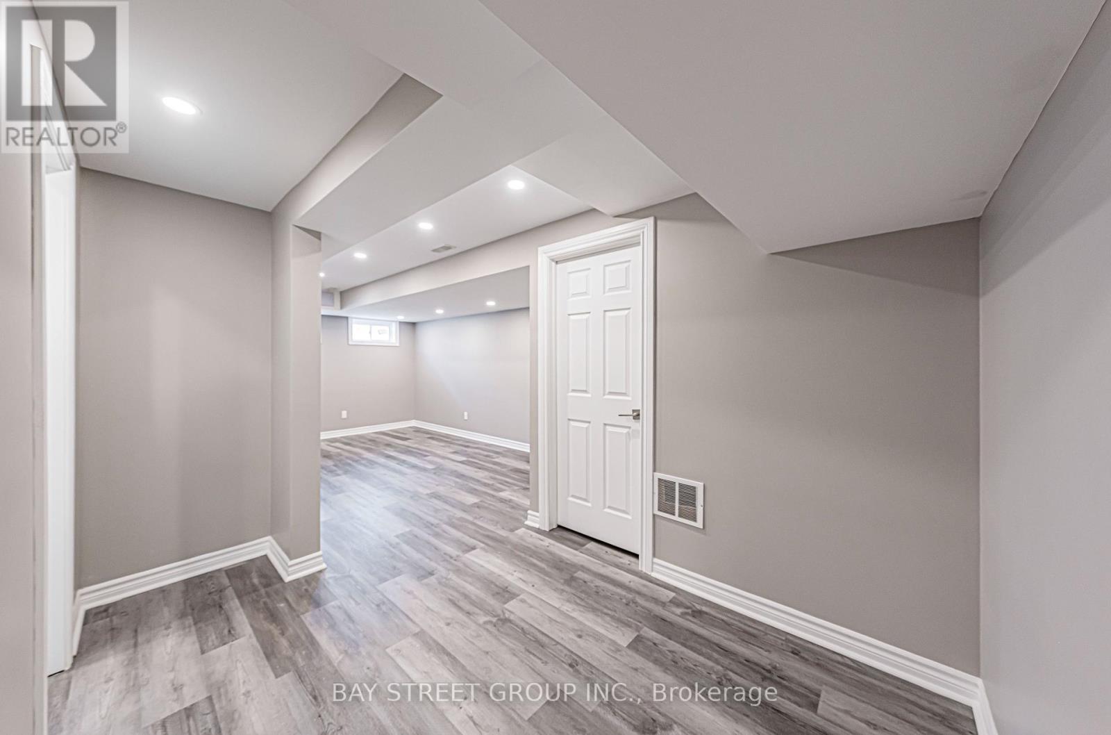 28 Rougeview Park Crescent, Markham, Ontario  L6E 0P7 - Photo 37 - N12460874