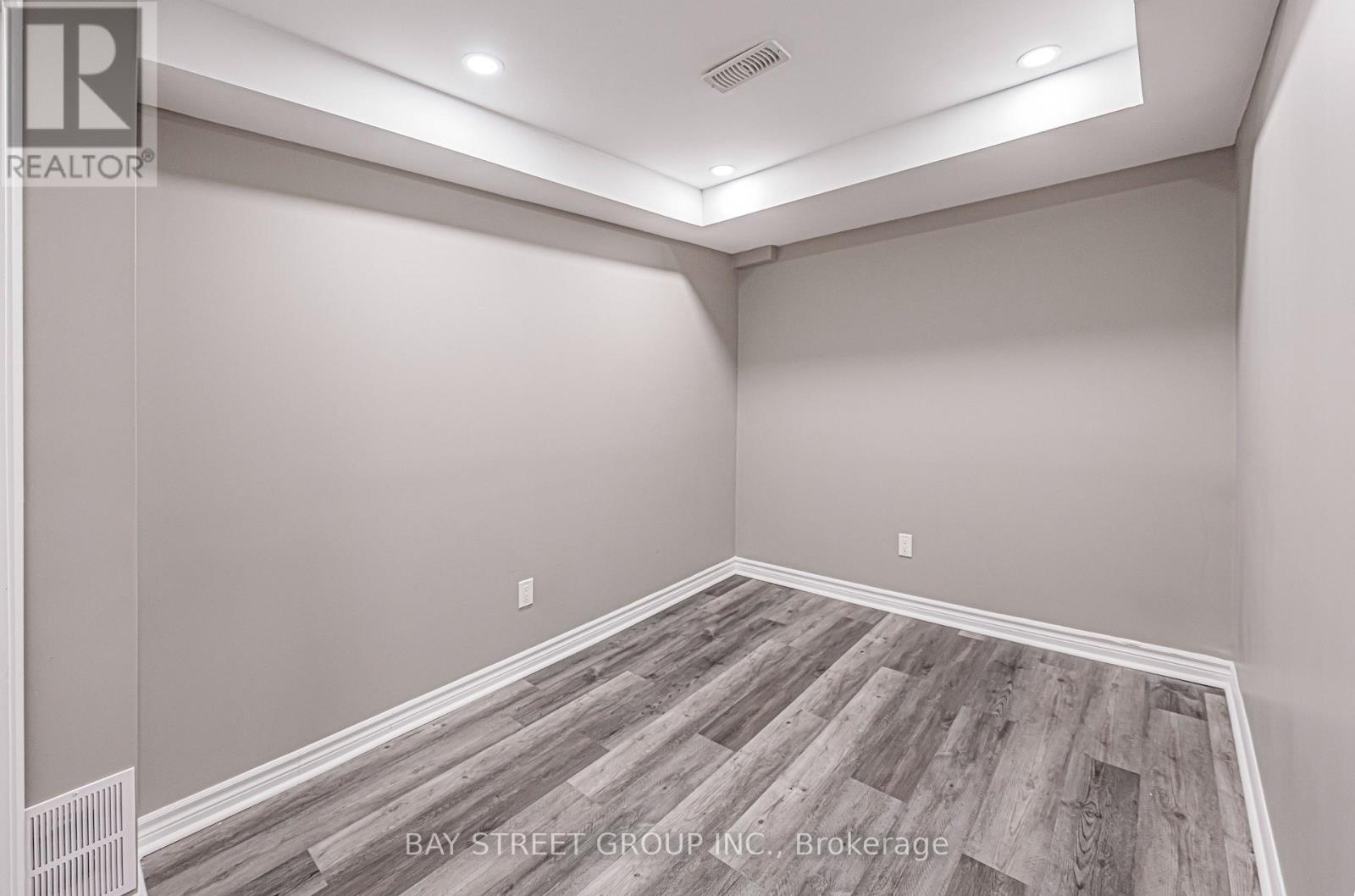 28 Rougeview Park Crescent, Markham, Ontario  L6E 0P7 - Photo 40 - N12460874
