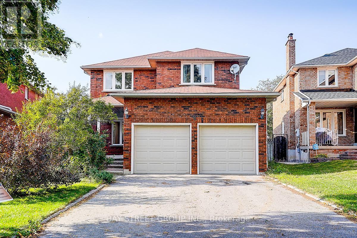 8 MUSTER COURT, Markham, Ontario