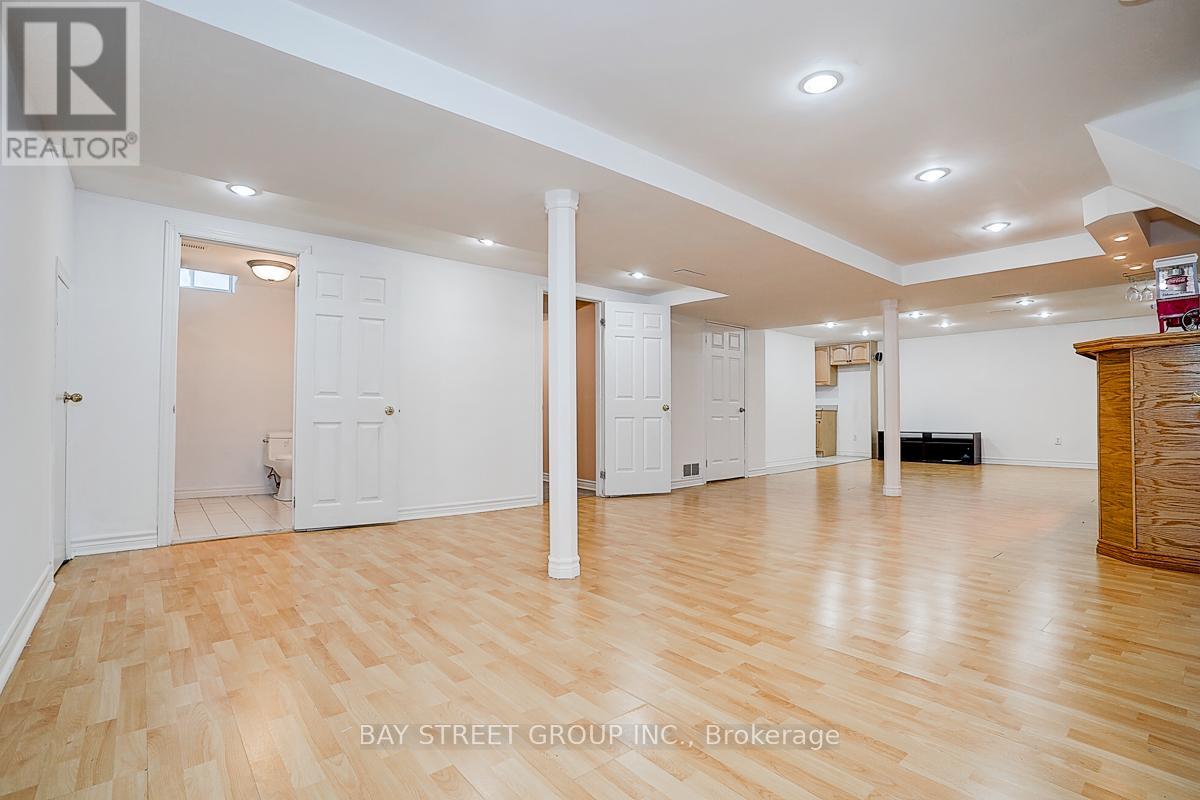 8 Muster Court, Markham, Ontario  L3R 9G5 - Photo 34 - N12460906