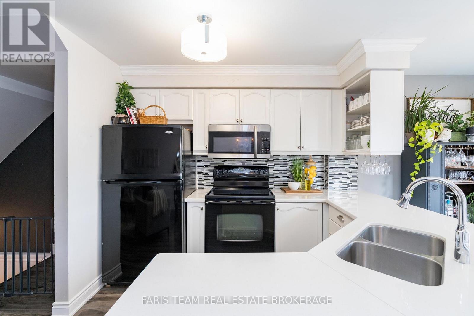 50 Smith Street, New Tecumseth, Ontario  L9R 1Z9 - Photo 6 - N12460944