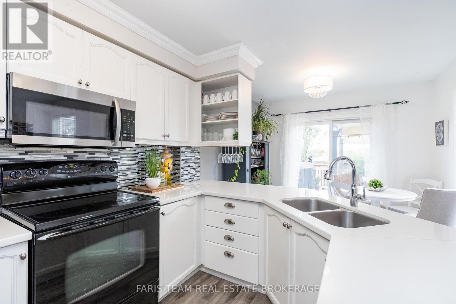 50 Smith Street, New Tecumseth, Ontario  L9R 1Z9 - Photo 8 - N12460944