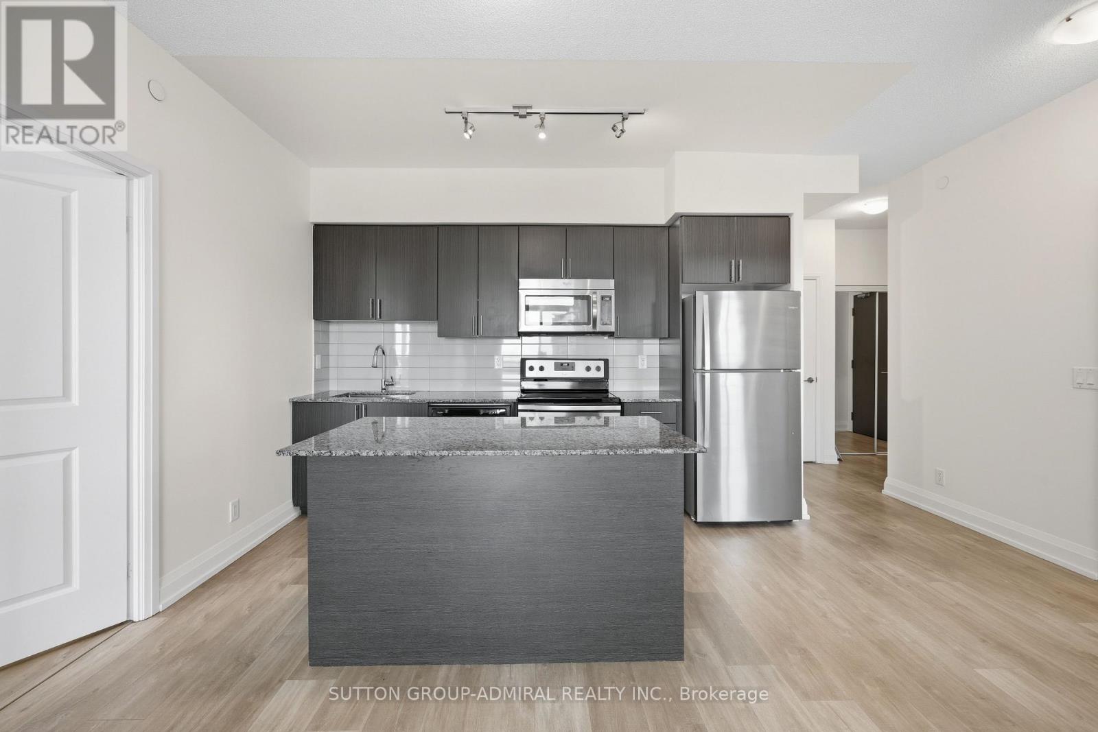 1610 - 7890 Bathurst Street, Vaughan, Ontario  L4J 0J8 - Photo 14 - N12460945