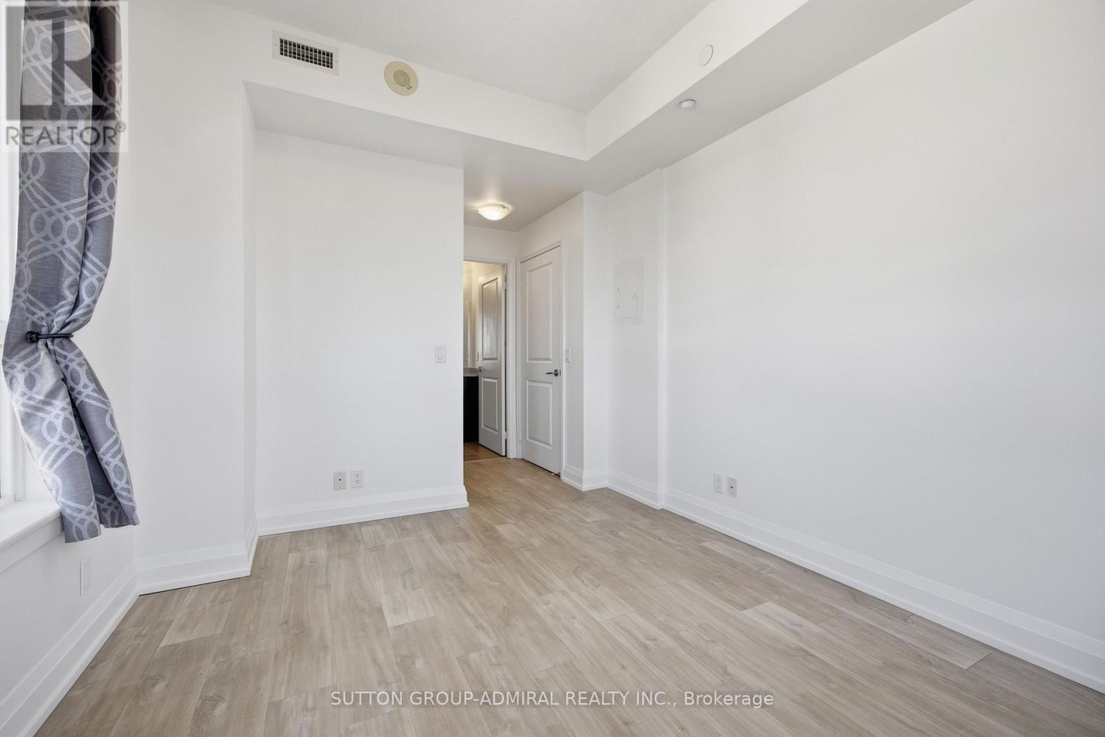 1610 - 7890 Bathurst Street, Vaughan, Ontario  L4J 0J8 - Photo 19 - N12460945