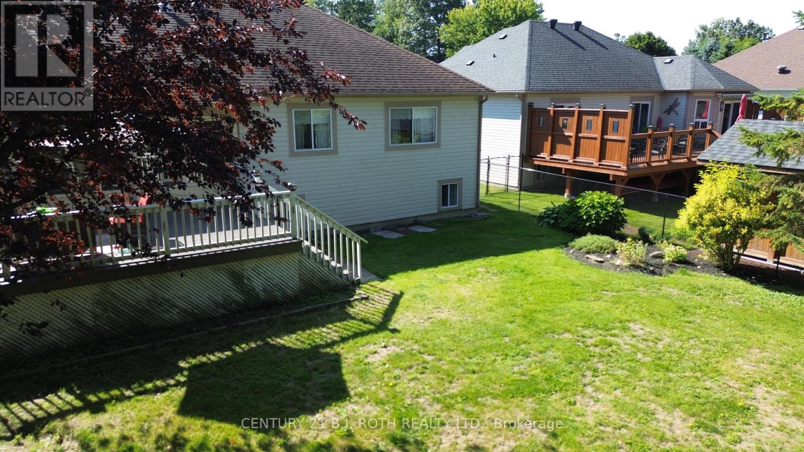 7 Trailwood Place, Wasaga Beach, Ontario  L9Z 1M6 - Photo 32 - S12460895