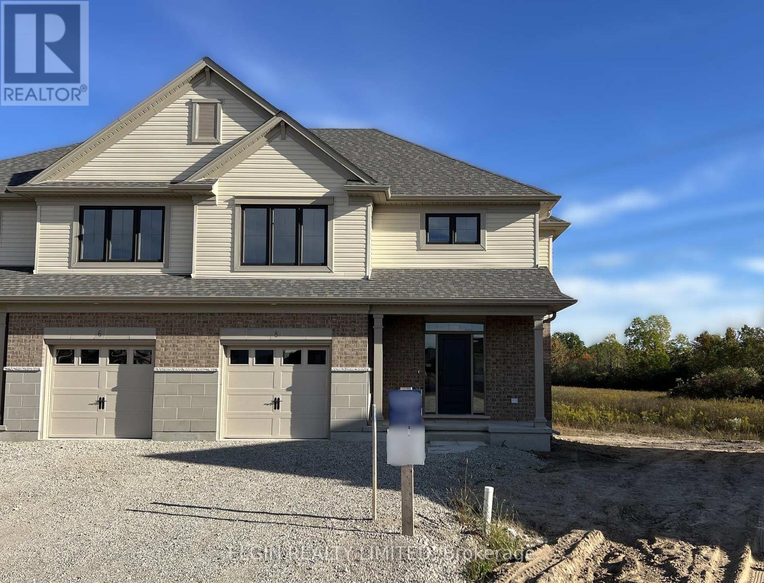 8 Horizon Court, Central Elgin, Ontario  N5P 0E5 - Photo 1 - X12461001