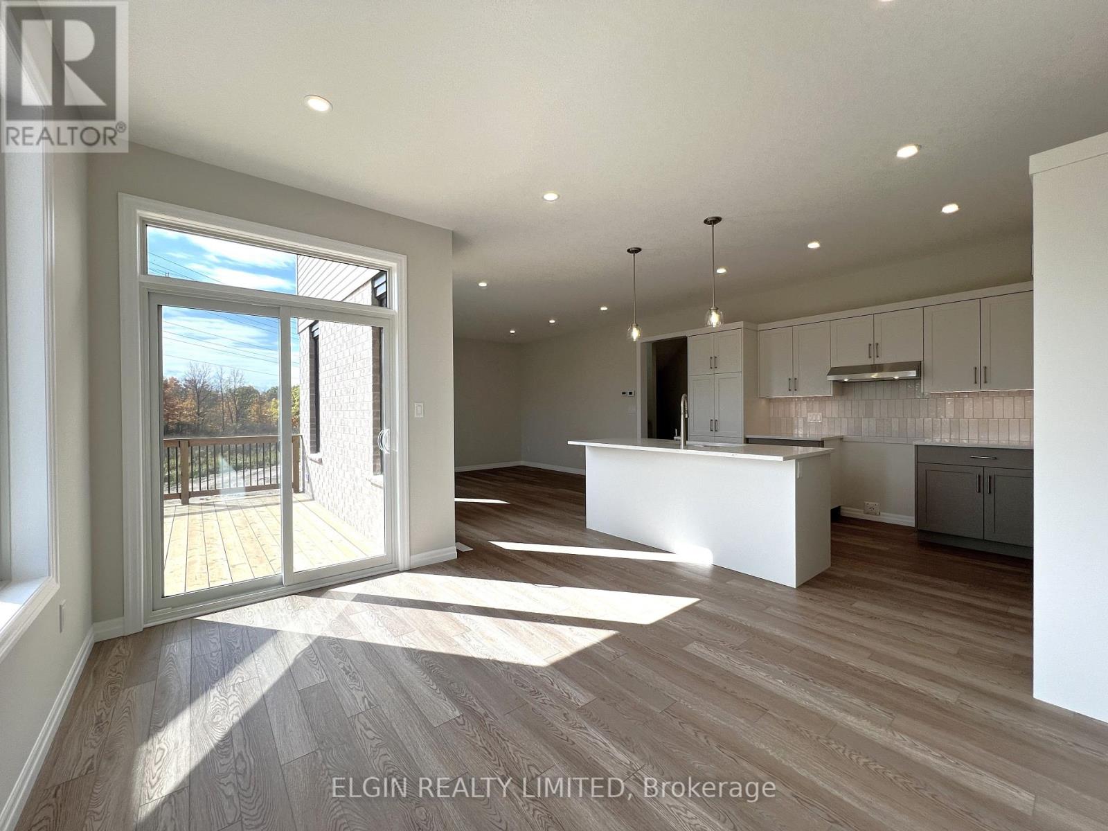 8 Horizon Court, Central Elgin, Ontario  N5P 0E5 - Photo 14 - X12461001