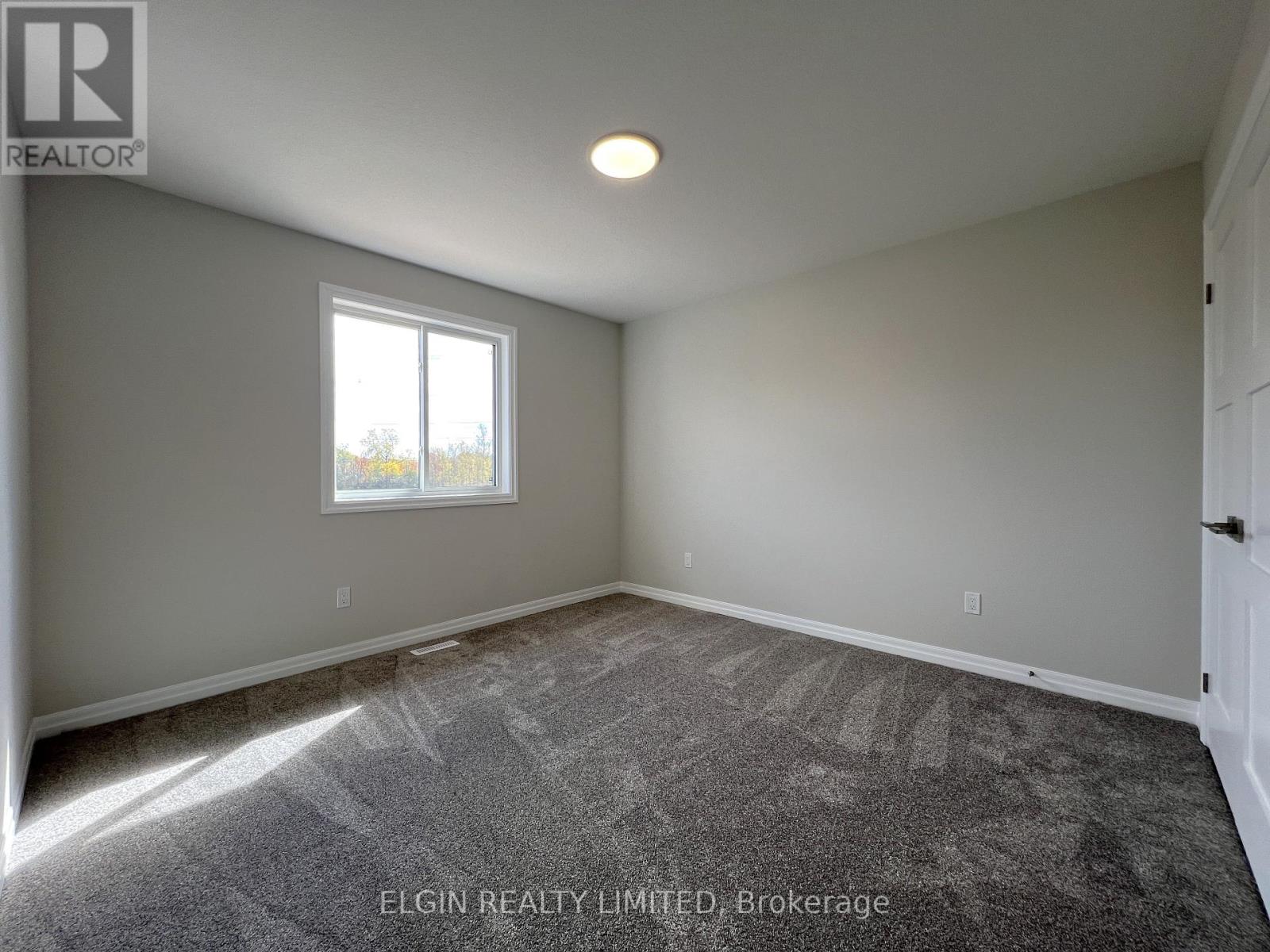 8 Horizon Court, Central Elgin, Ontario  N5P 0E5 - Photo 24 - X12461001