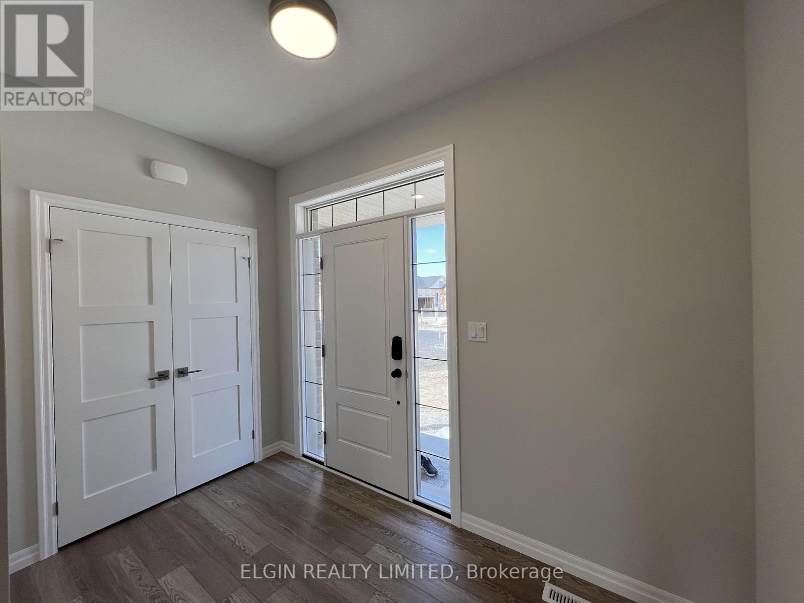 8 Horizon Court, Central Elgin, Ontario  N5P 0E5 - Photo 6 - X12461001