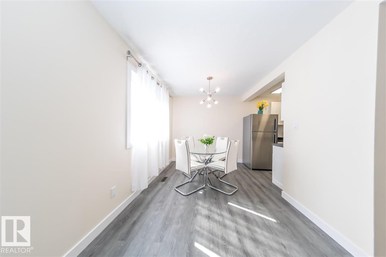 692 Abbottsfield Rd Nw, Edmonton, Alberta  T5W 4R4 - Photo 11 - E4462005