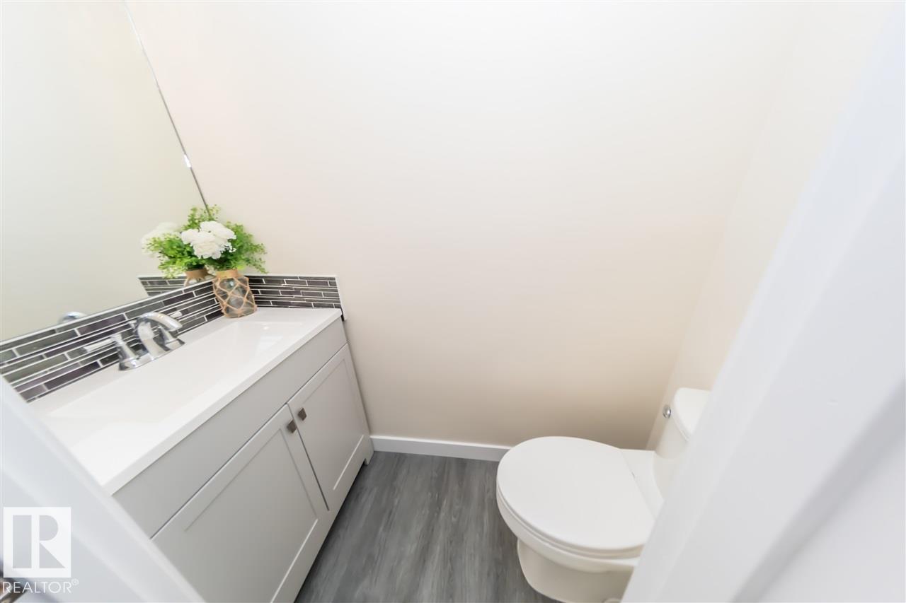 692 Abbottsfield Rd Nw, Edmonton, Alberta  T5W 4R4 - Photo 12 - E4462005