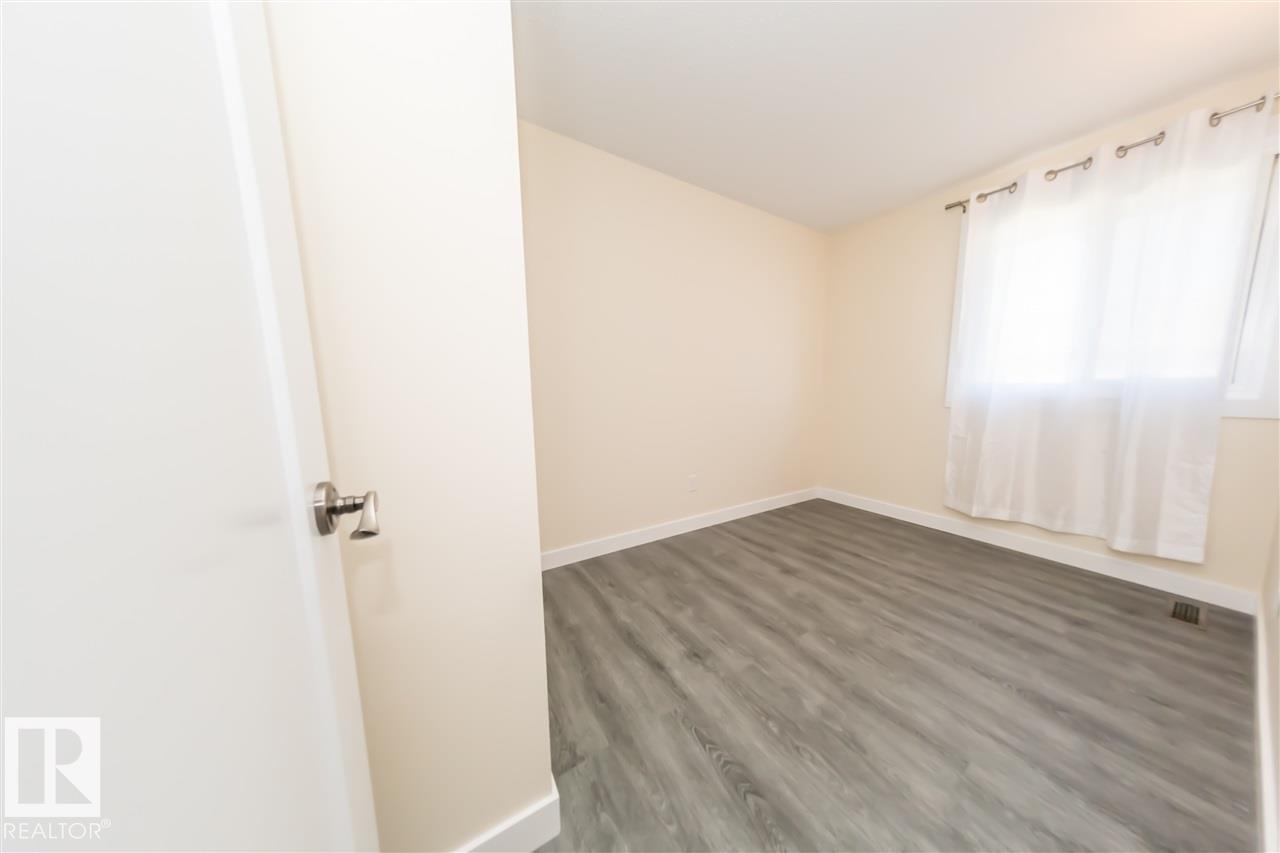 692 Abbottsfield Rd Nw, Edmonton, Alberta  T5W 4R4 - Photo 23 - E4462005