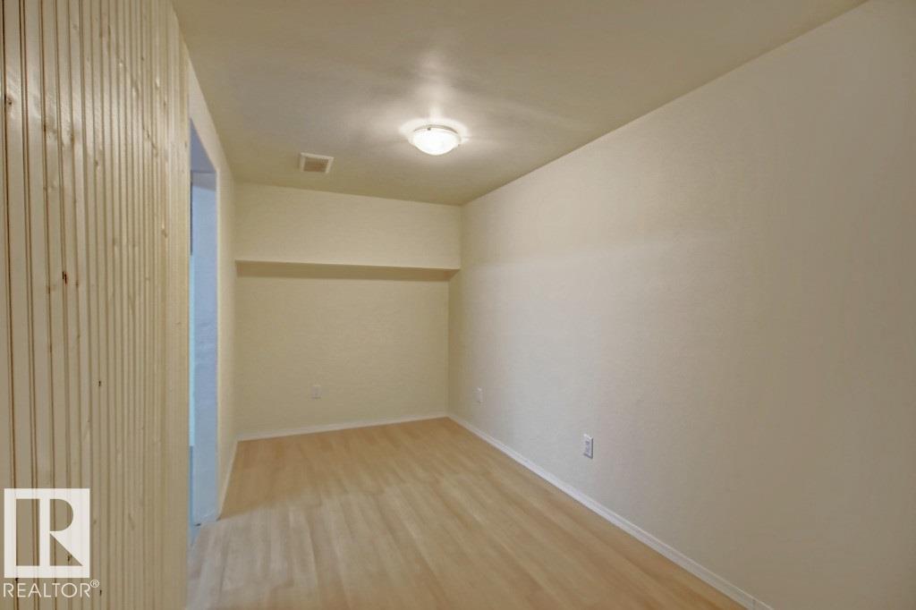 692 Abbottsfield Rd Nw, Edmonton, Alberta  T5W 4R4 - Photo 28 - E4462005