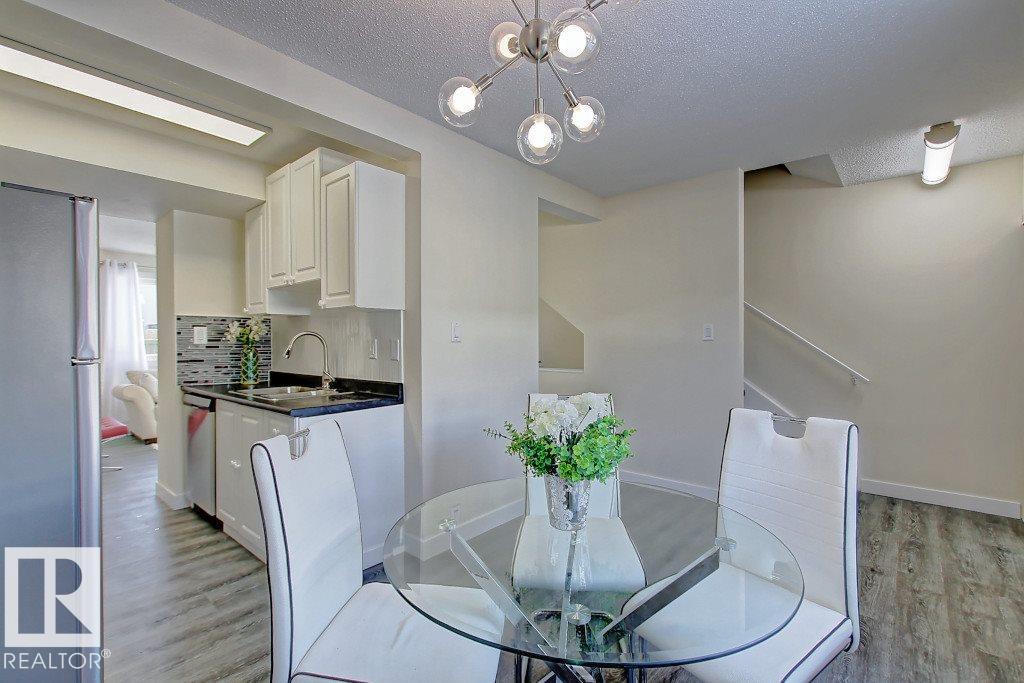 692 Abbottsfield Rd Nw, Edmonton, Alberta  T5W 4R4 - Photo 7 - E4462005